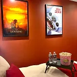 Experience Cinema Exclusive Au Coeur De * Nîmes