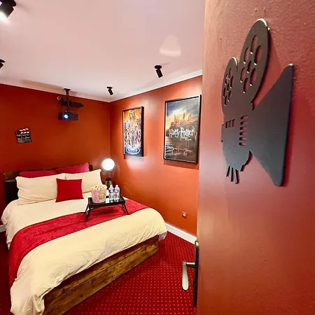Experience Cinema Exclusive Au Coeur De * Nîmes