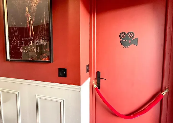 Experience Cinema Exclusive Au Coeur De * 尼姆