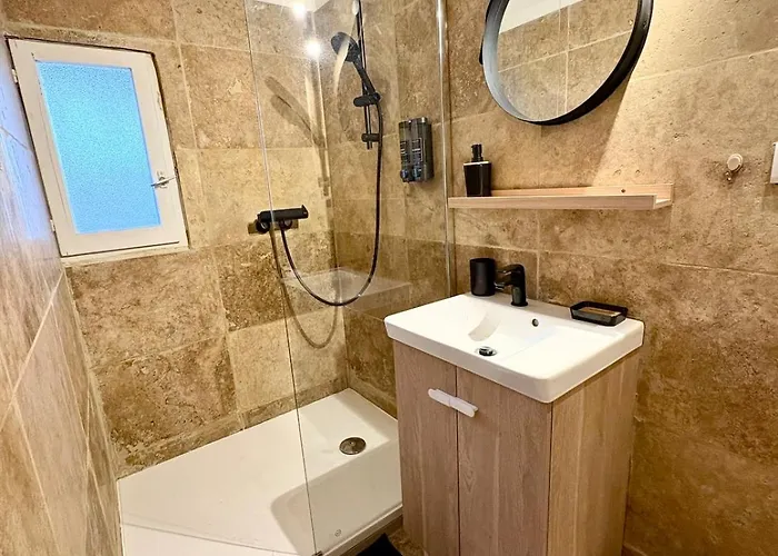 Experience Cinema Exclusive Au Coeur De * 尼姆